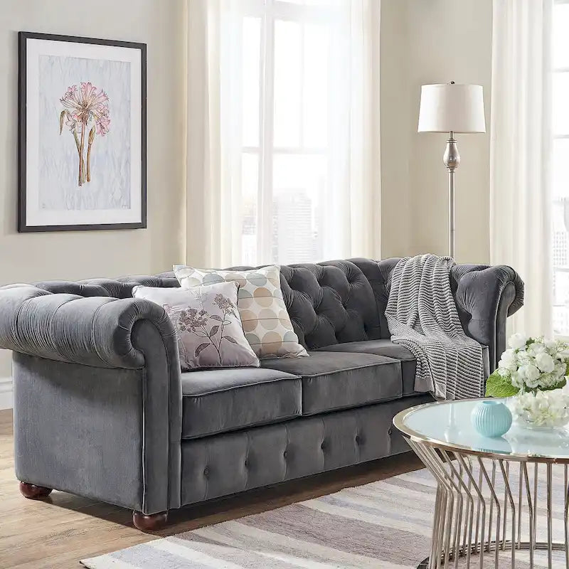 Chesterfield-Sofa mit gerafften geschwungenen Armlehnen