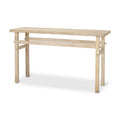 Kleiner Beistelltisch aus hellem Holz