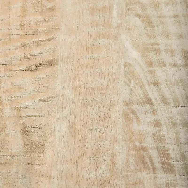 Kleiner Beistelltisch aus hellem Holz