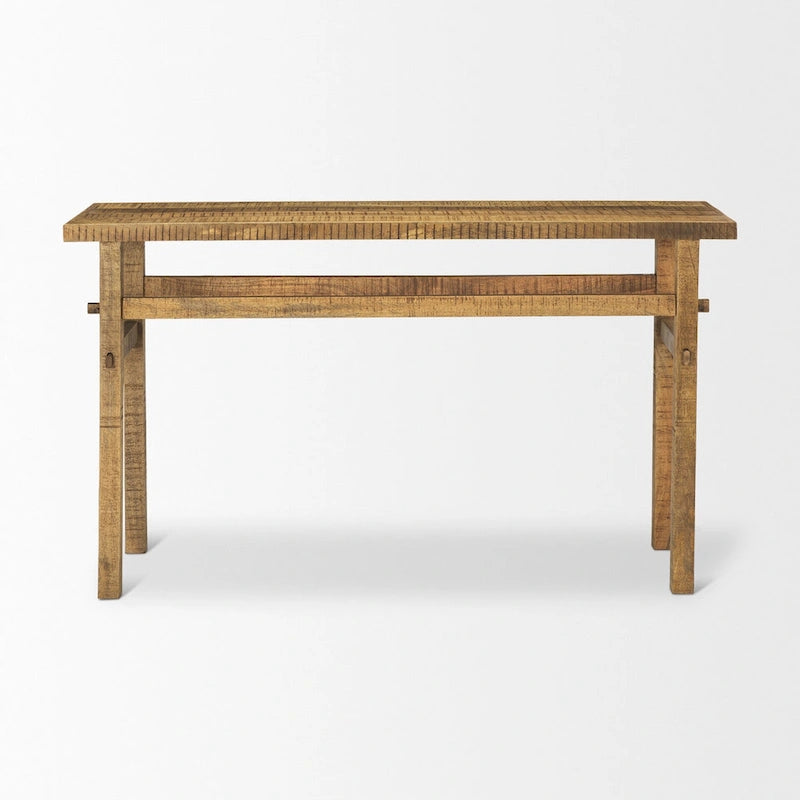 Kleiner Beistelltisch aus hellem Holz